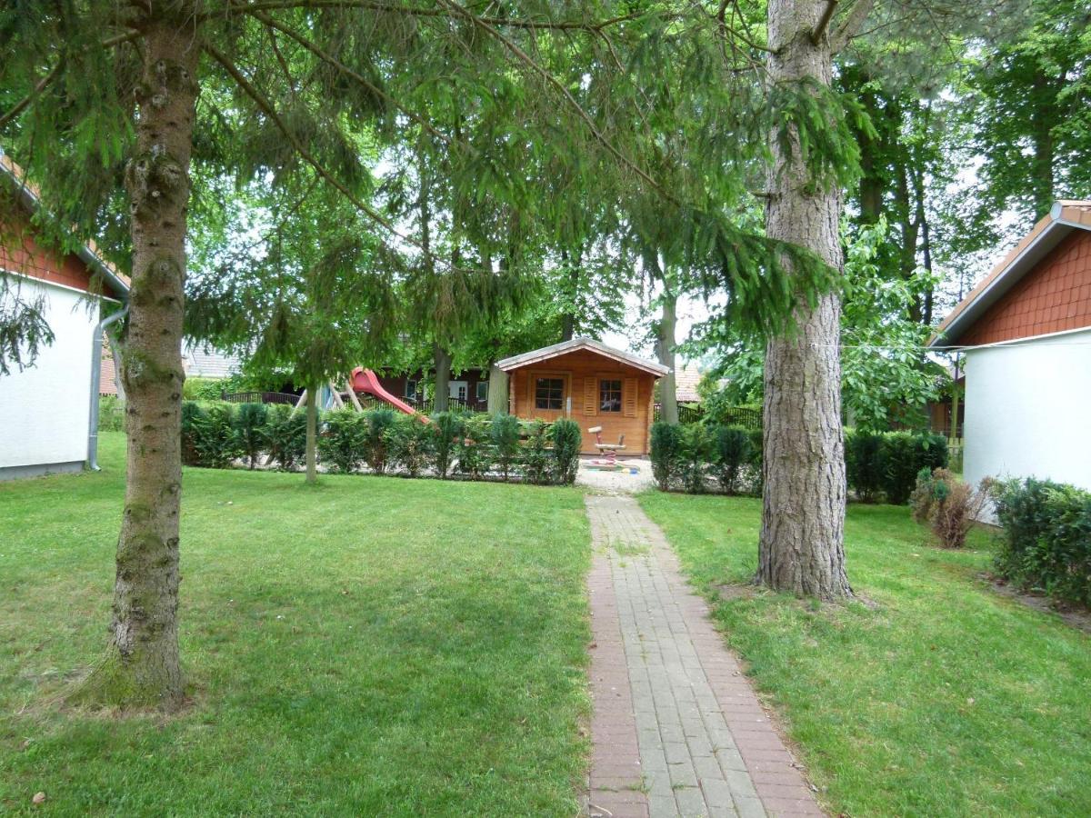 FeWo Ferienanlage Flessenow Exterior foto